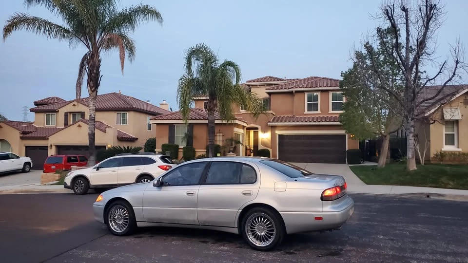 1993 Lexus GS 1st Gen - Image 3 of 19