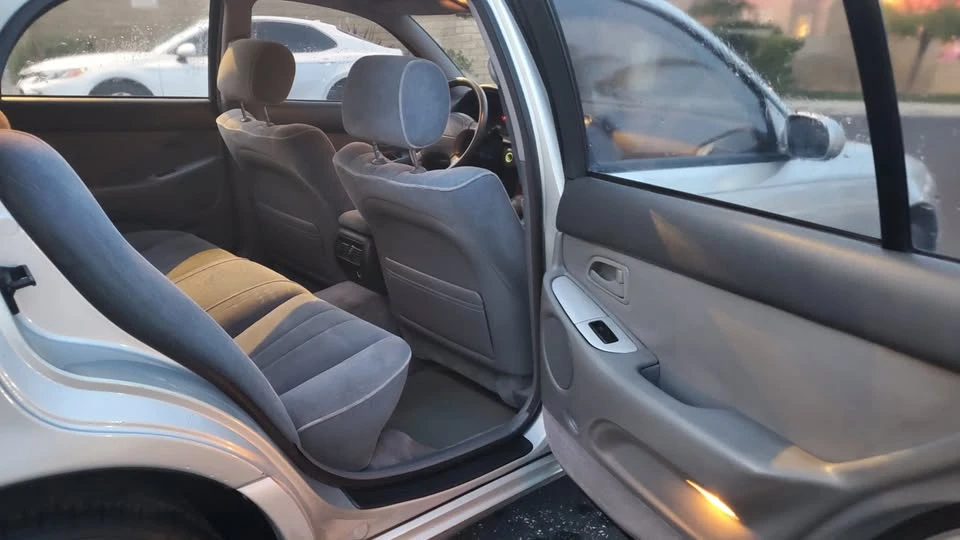 1993 Lexus GS 1st Gen - Image 18 of 19