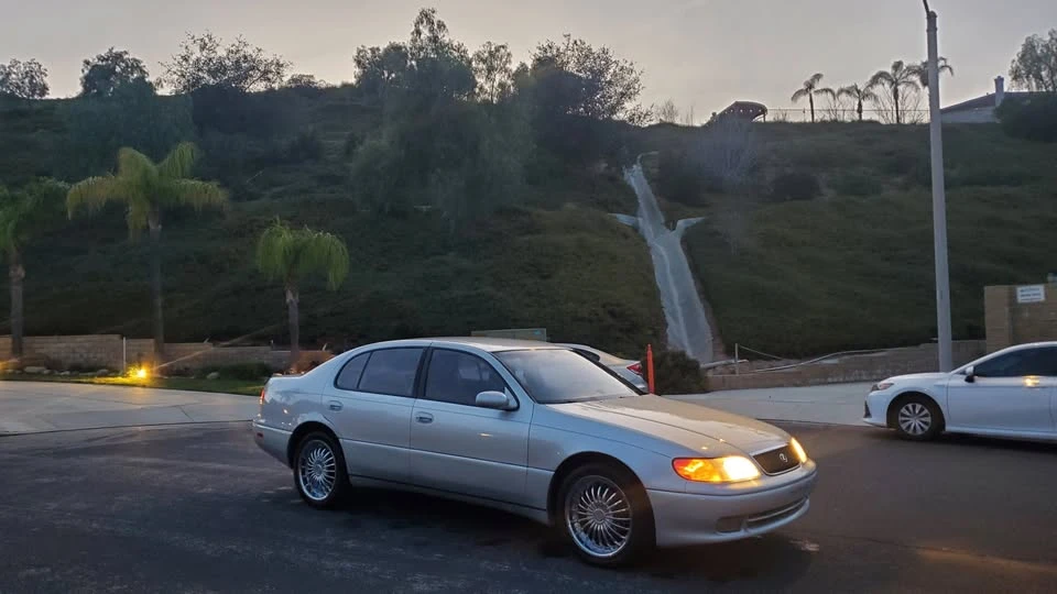 1993 Lexus GS 1st Gen - Image 7 of 19