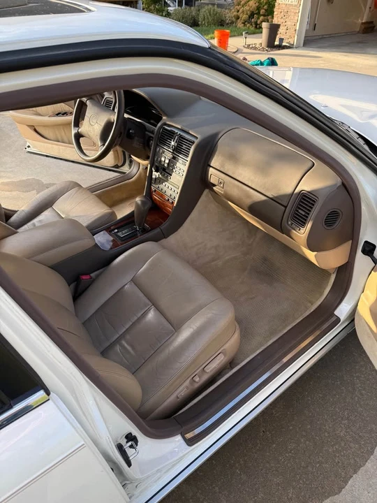 1993 Lexus LS 1st Gen - Image 7 of 13