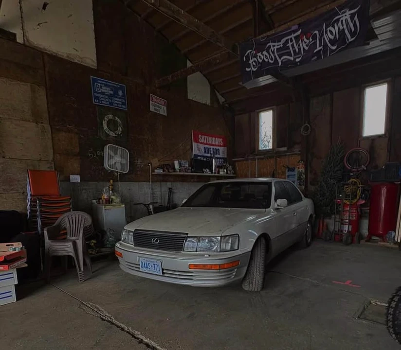 1993 Lexus LS 1st Gen - Image 7 of 7