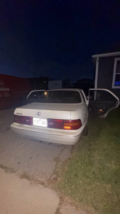 1993 Lexus LS 1st Gen - Image 2 of 7