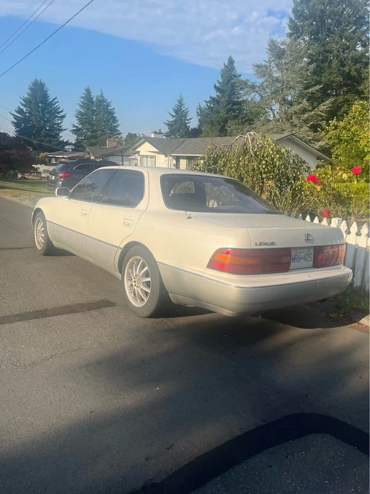 1993 Lexus LS 1st Gen - Image 2 of 5