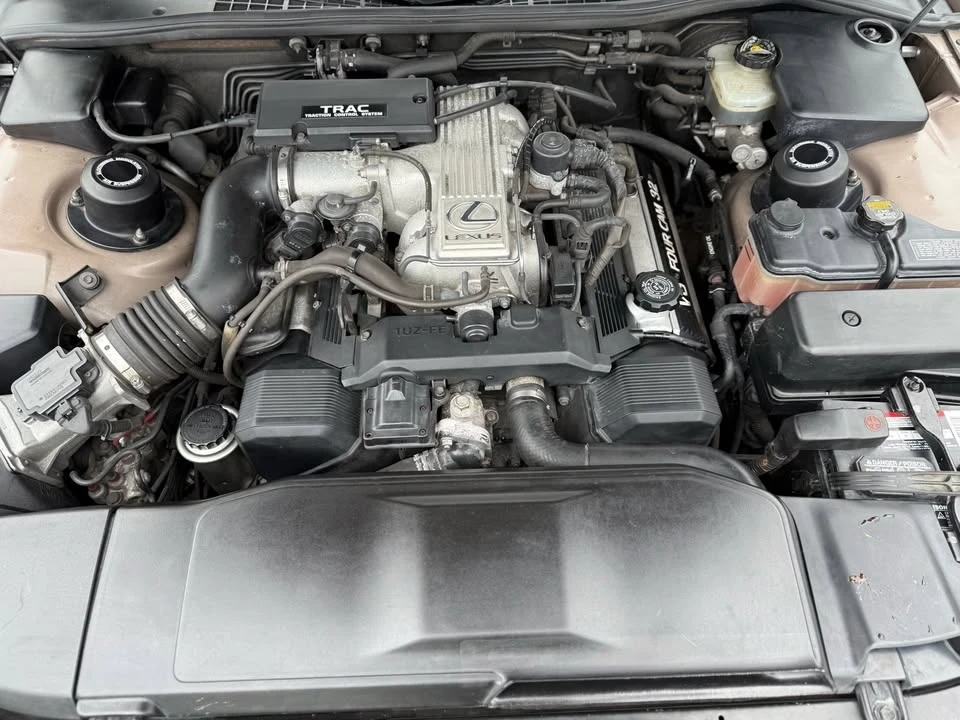 1993 Lexus LS 1st Gen - Image 17 of 18