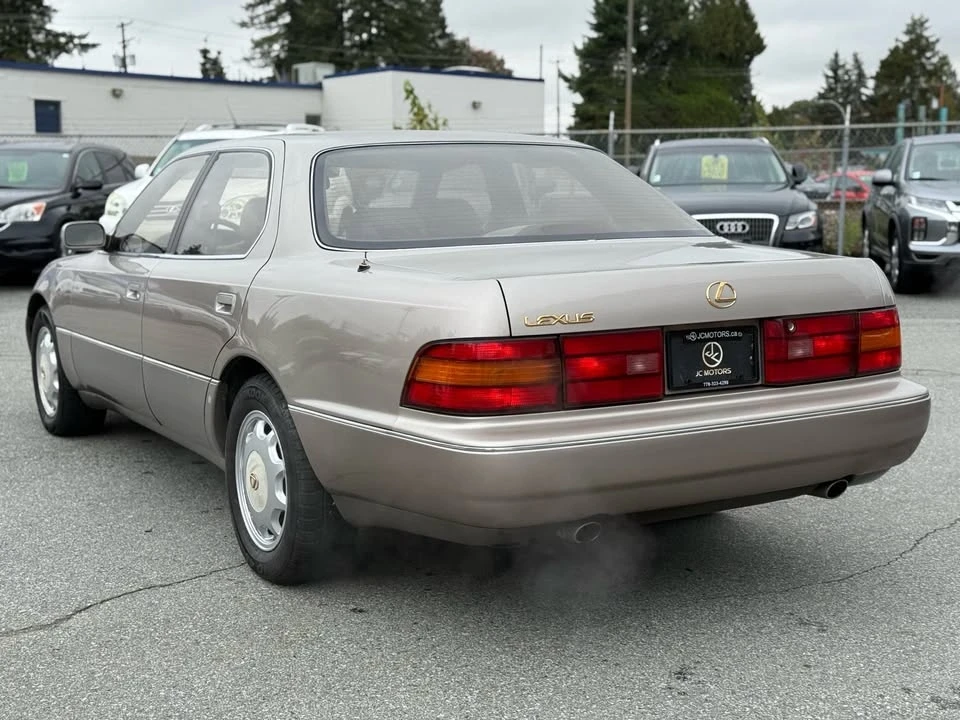 1993 Lexus LS 1st Gen - Image 6 of 18