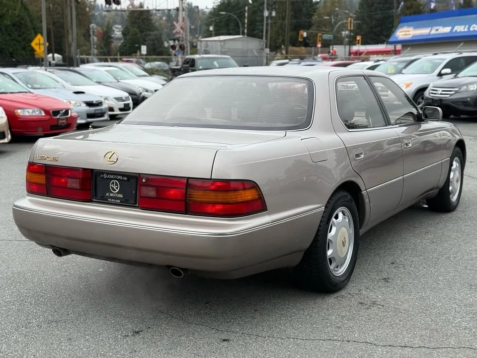 1993 Lexus LS 1st Gen - Image 4 of 18