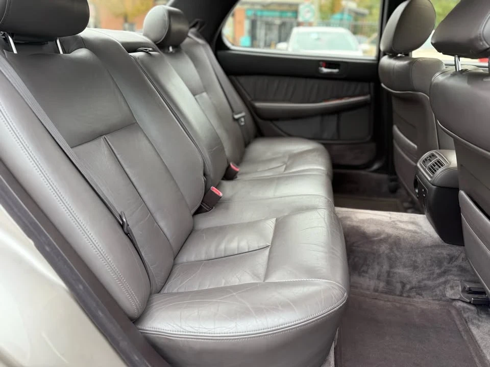 1993 Lexus LS 1st Gen - Image 12 of 18