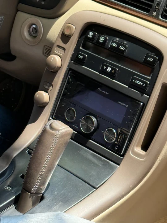 1993 Lexus SC400 - Image 9 of 17