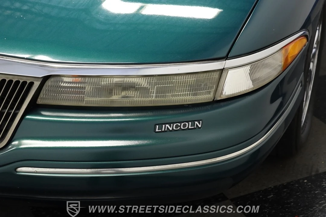1993 Lincoln Continental Mark VIII - Image 20 of 21