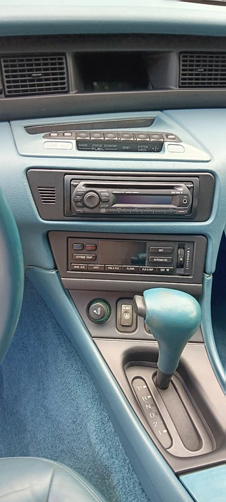 1993 Lincoln Continental Mark VIII - Image 19 of 31
