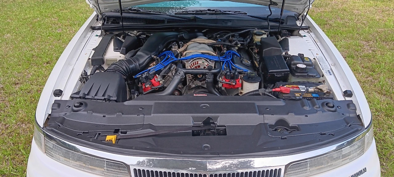 1993 Lincoln Continental Mark VIII - Image 30 of 31