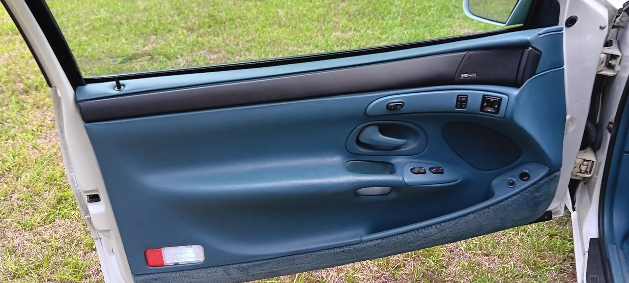 1993 Lincoln Continental Mark VIII - Image 15 of 31