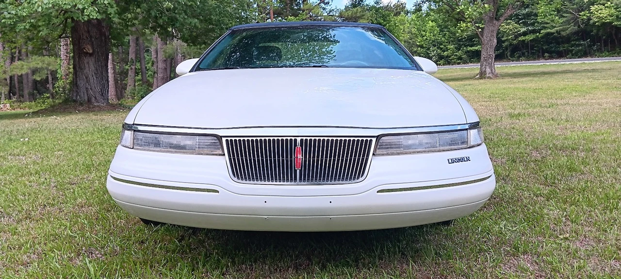 1993 Lincoln Continental Mark VIII - Image 3 of 31
