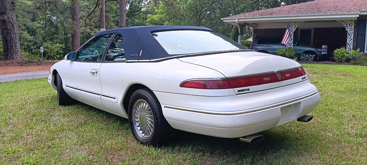 1993 Lincoln Continental Mark VIII - Image 7 of 31