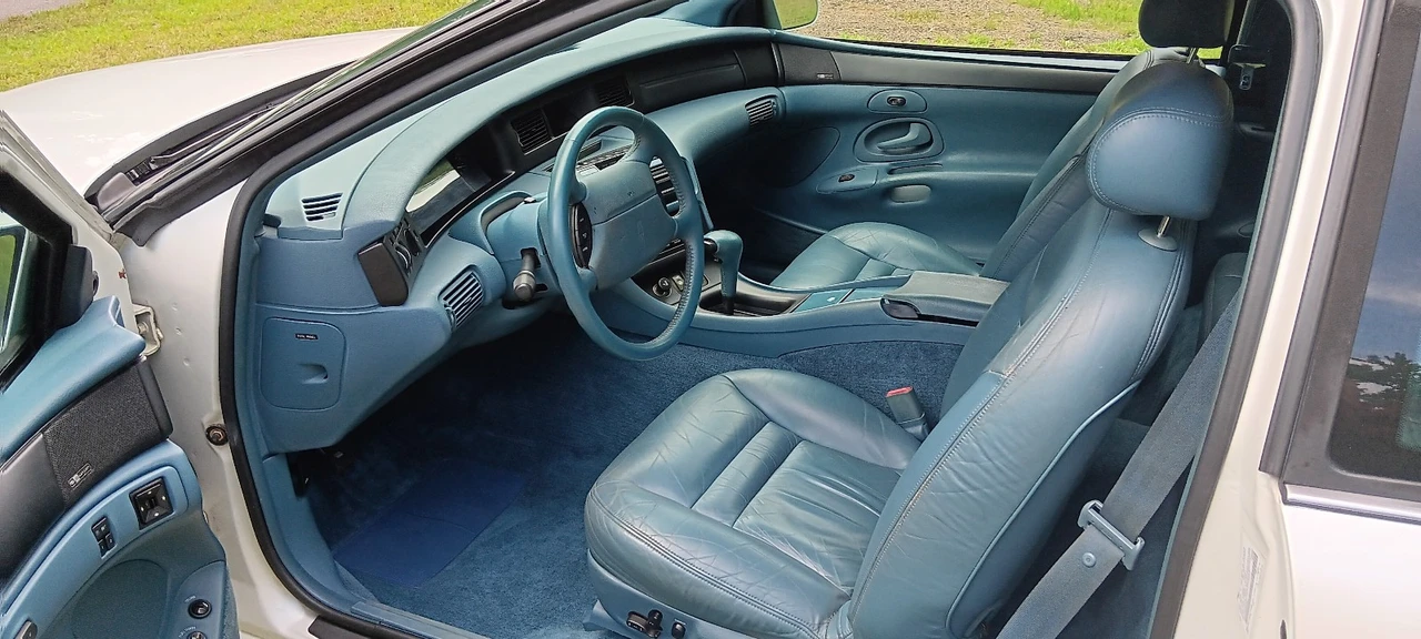1993 Lincoln Continental Mark VIII - Image 16 of 31