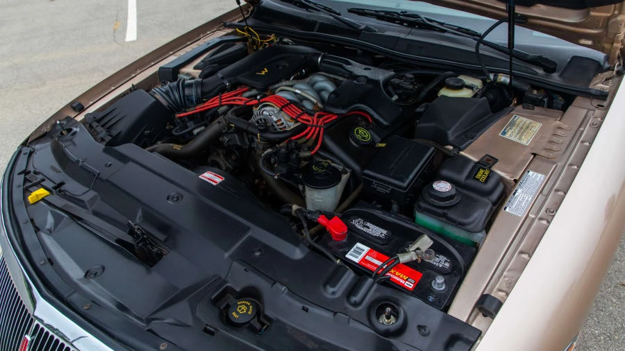 1993 Lincoln Continental Mark VIII - Image 6 of 12