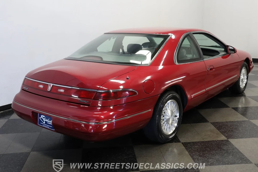 1993 Lincoln Continental Mark VIII - Image 10 of 12