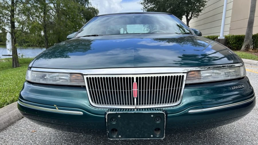 1993 Lincoln Continental Mark VIII - Image 4 of 29