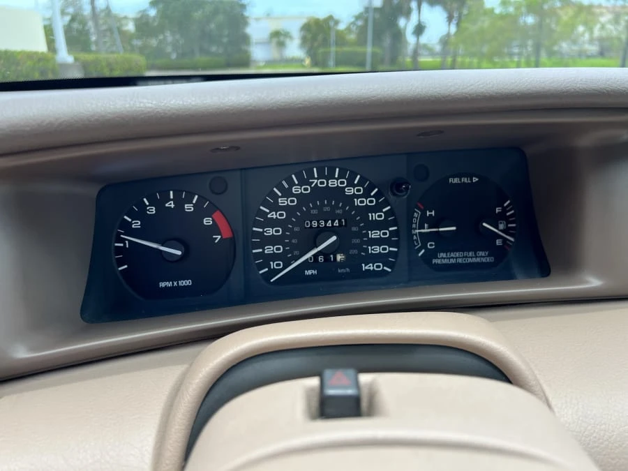 1993 Lincoln Continental Mark VIII - Image 21 of 29