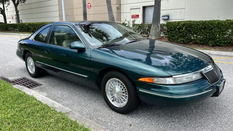 1993 Lincoln Continental Mark VIII - Image 3 of 29