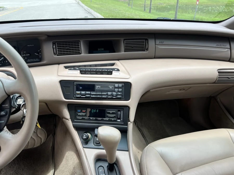 1993 Lincoln Continental Mark VIII - Image 20 of 29