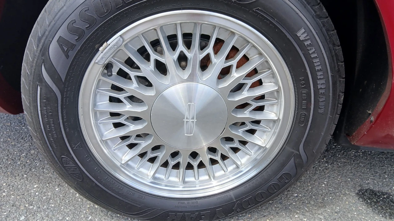 1993 Lincoln Continental Mark VIII - Image 14 of 14