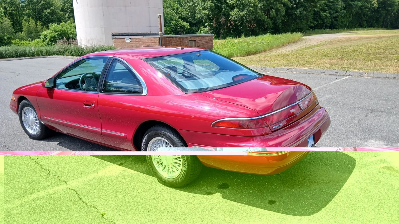 1993 Lincoln Continental Mark VIII - Image 4 of 14