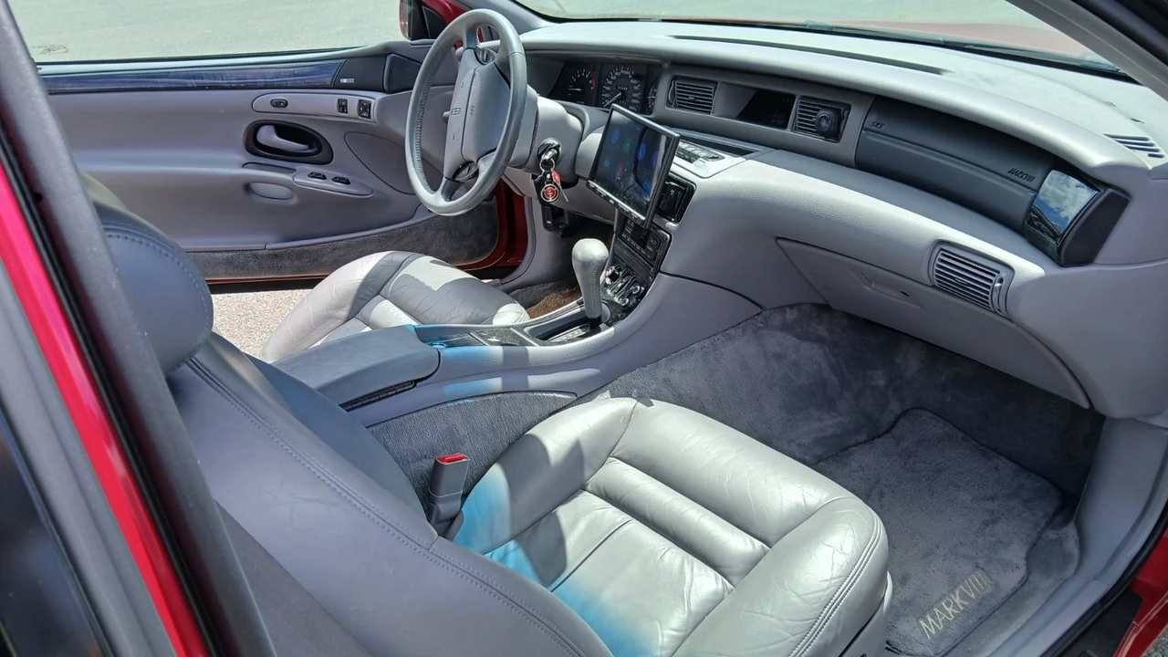1993 Lincoln Continental Mark VIII - Image 6 of 14