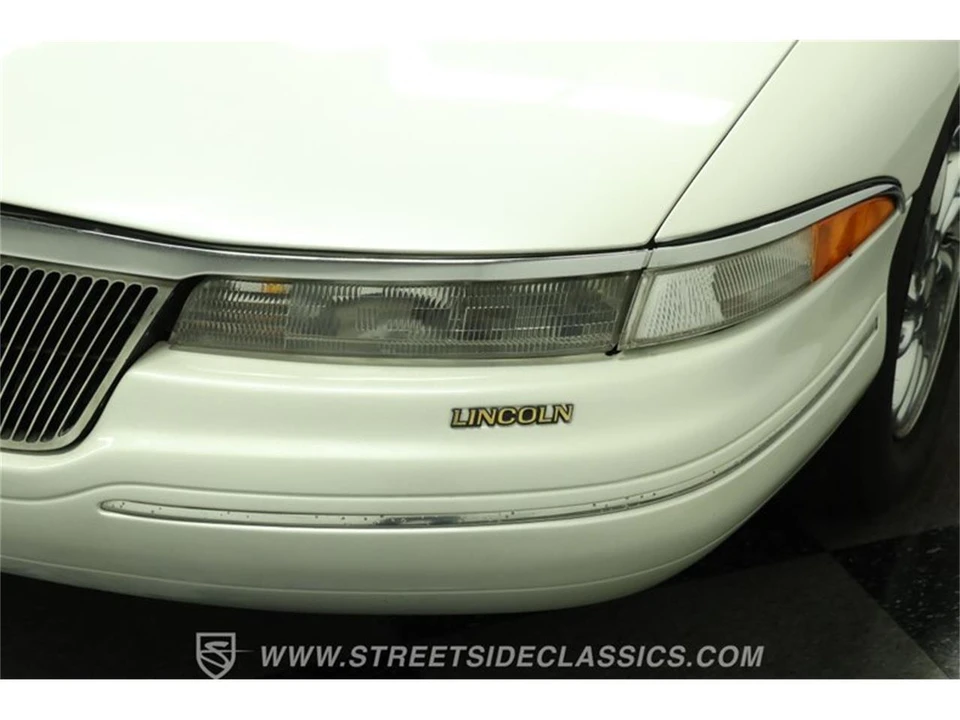 1993 Lincoln Continental Mark VIII - Image 20 of 31