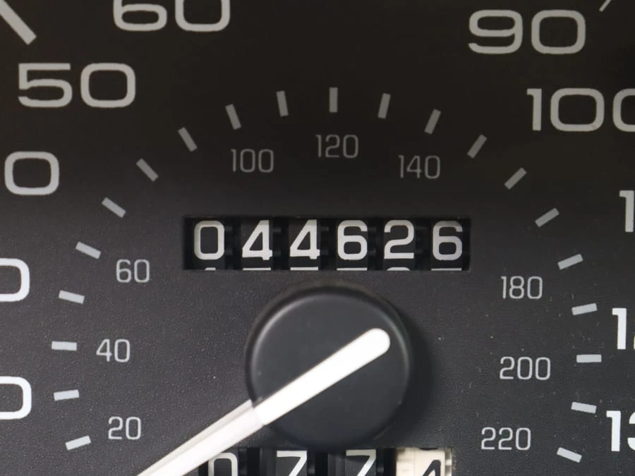 1993 Lincoln Continental Mark VIII - Image 27 of 31