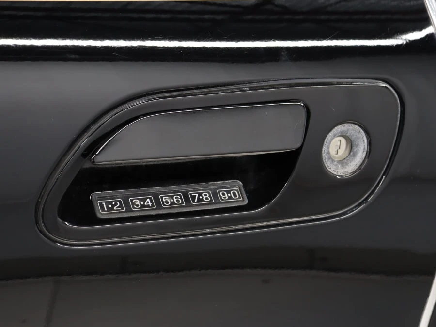 1993 Lincoln Continental Mark VIII - Image 18 of 31