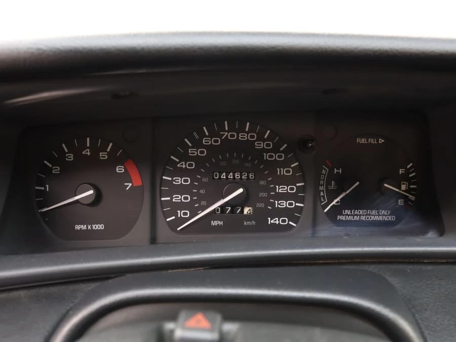 1993 Lincoln Continental Mark VIII - Image 26 of 31