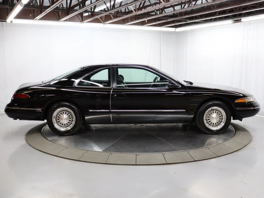 1993 Lincoln Continental Mark VIII - Image 8 of 31