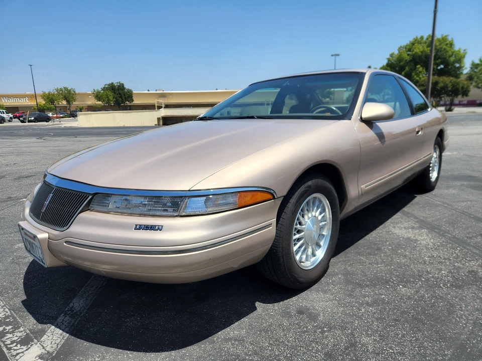 1993 Lincoln Continental Mark VIII - Image 7 of 31