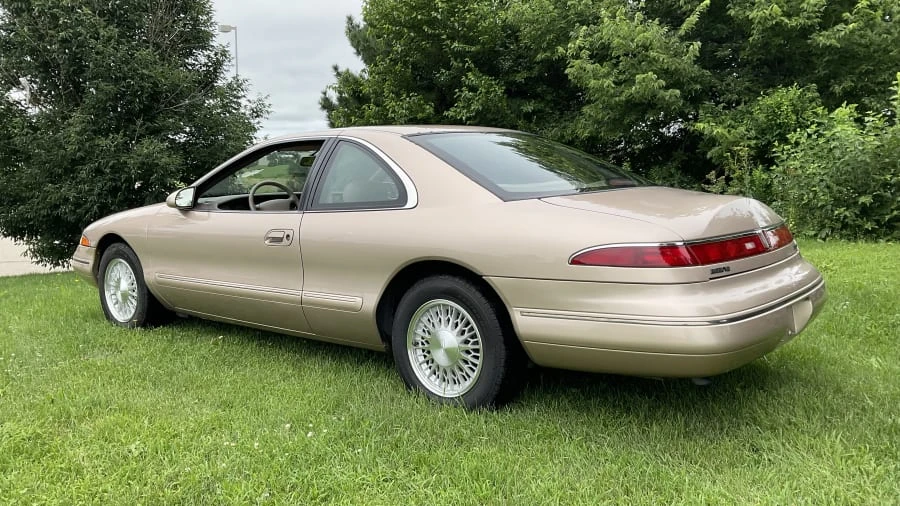 1993 Lincoln Continental Mark VIII - Image 3 of 13