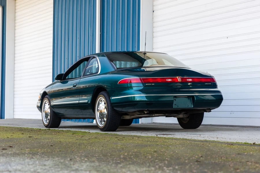 1993 Lincoln Continental Mark VIII - Image 10 of 20