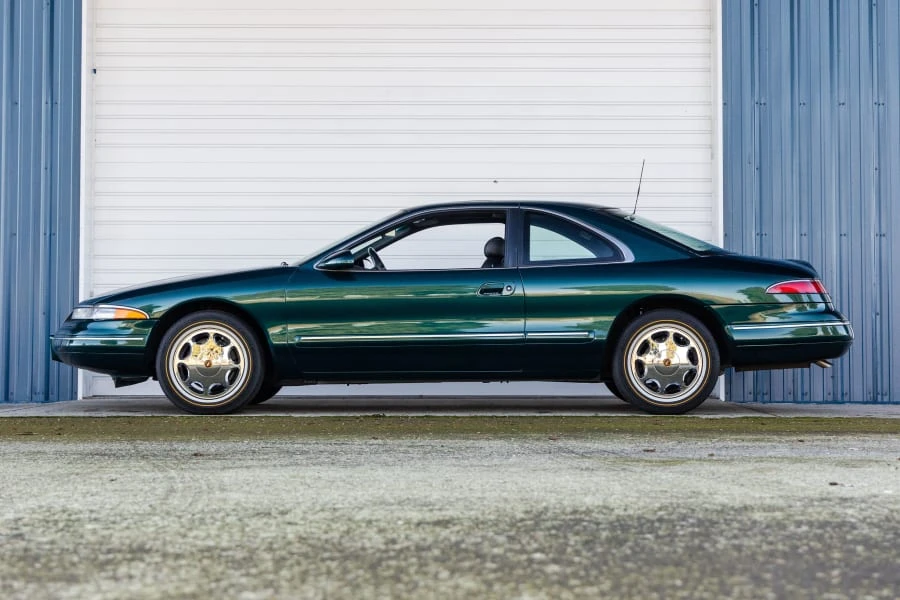 1993 Lincoln Continental Mark VIII - Image 2 of 20