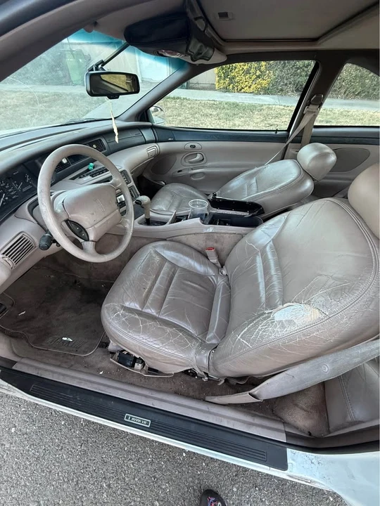 1993 Lincoln Continental Mark VIII - Image 5 of 9