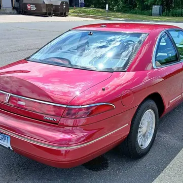 1993 Lincoln Mark VIII Coupe 2D
