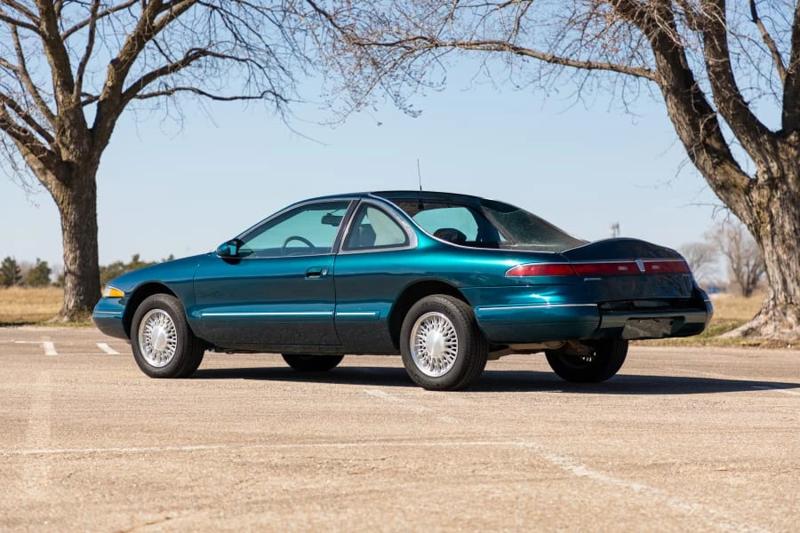 1993 Lincoln Continental Mark VIII - Image 6 of 24