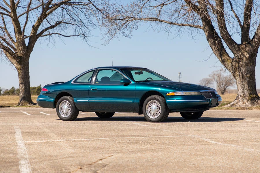 1993 Lincoln Continental Mark VIII - Image 7 of 24
