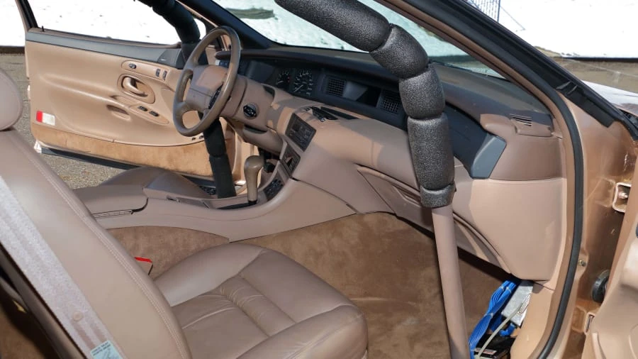 1993 Lincoln Continental Mark VIII - Image 5 of 12