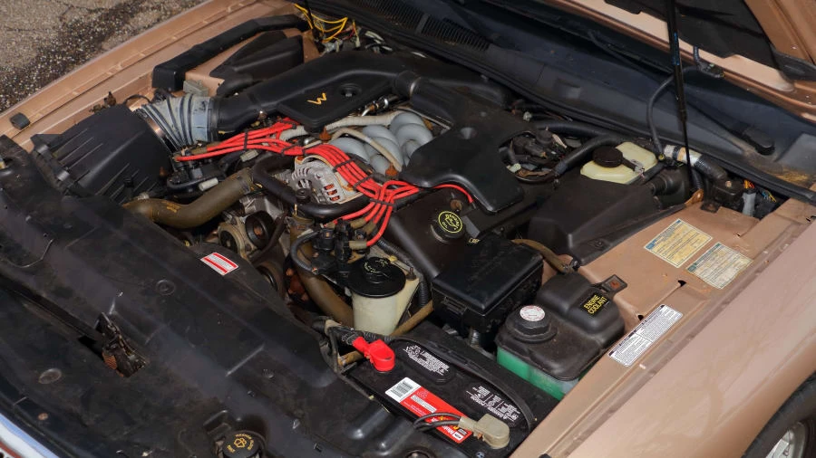 1993 Lincoln Continental Mark VIII - Image 6 of 12