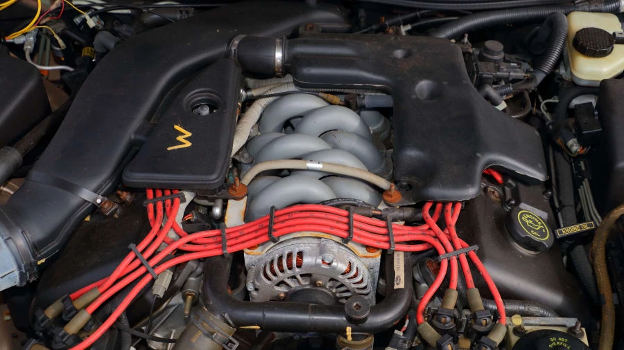 1993 Lincoln Continental Mark VIII - Image 10 of 12