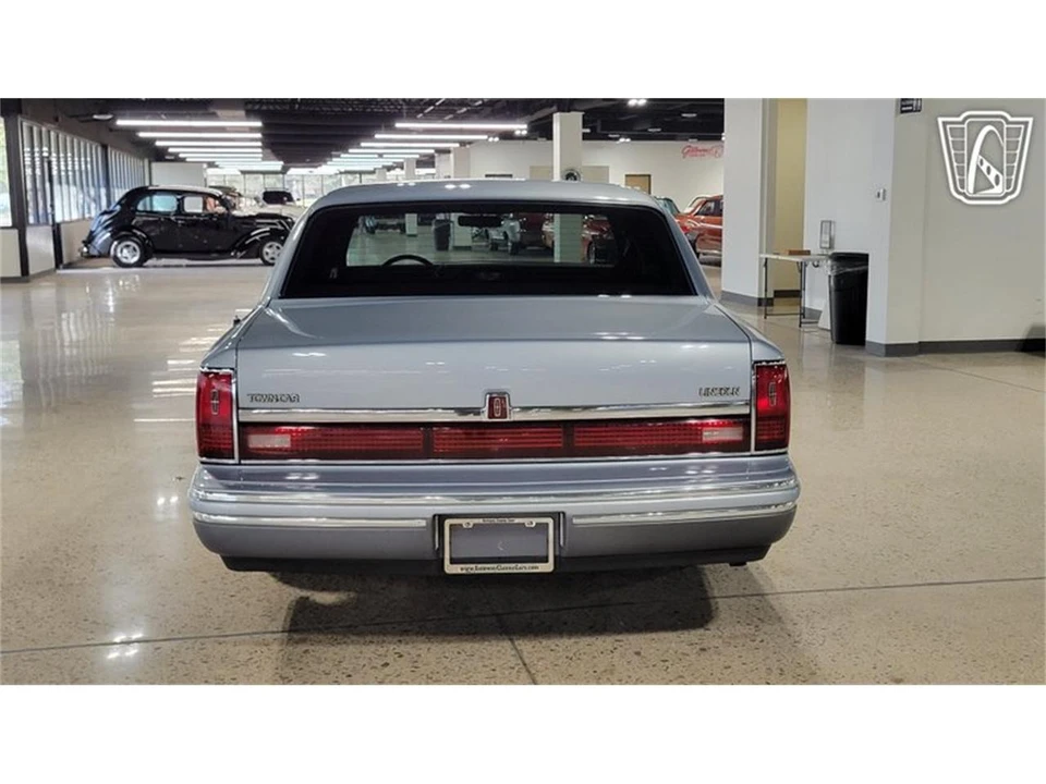1993 Lincoln Town Car - Image 31 of 31