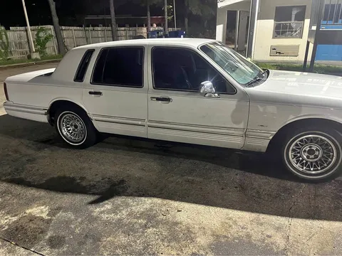 1993 Lincoln Town Car