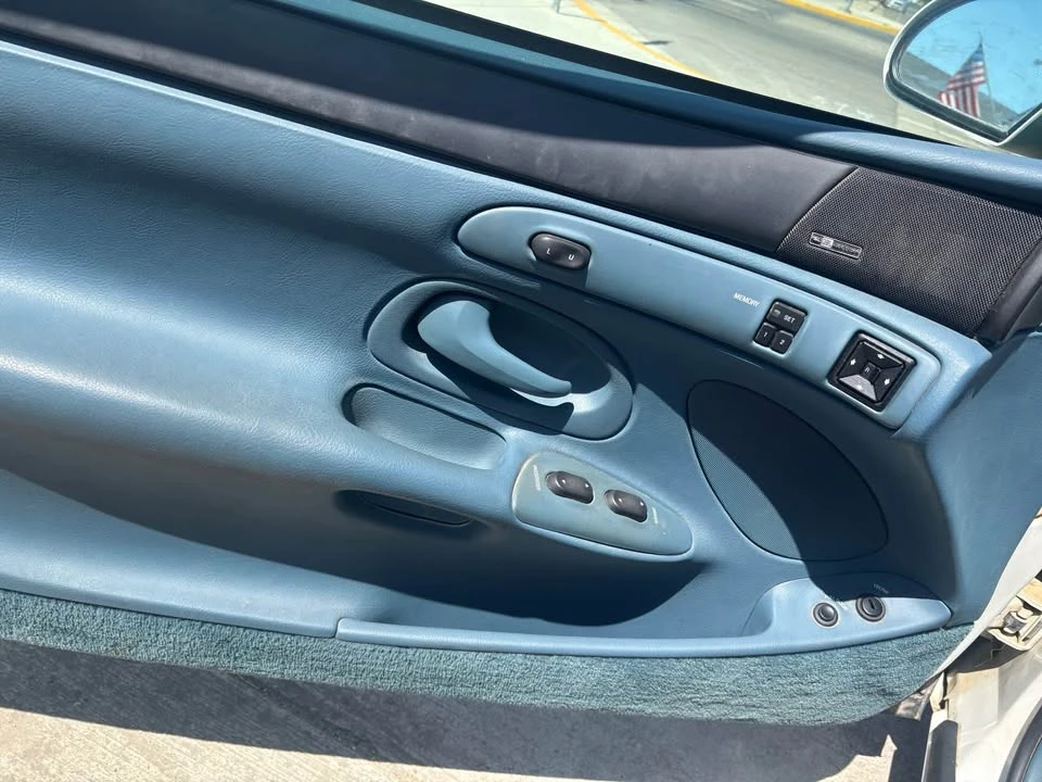 1993 Lincoln Continental Mark VIII - Image 5 of 6