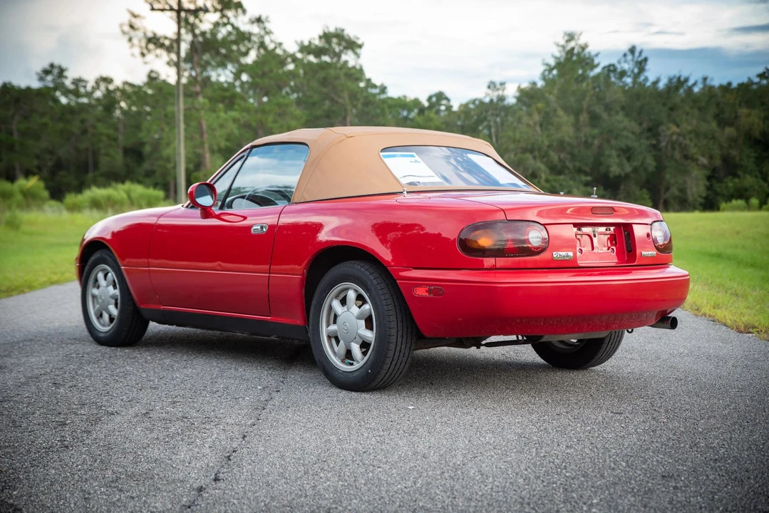 1993 Mazda NA MX-5 Miata - Image 11 of 31