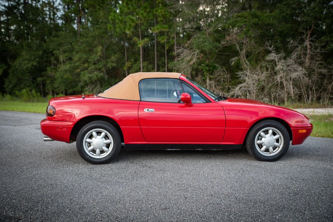 1993 Mazda NA MX-5 Miata - Image 6 of 31