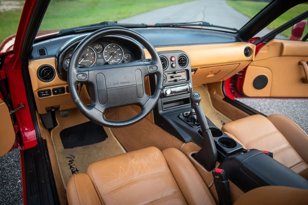 1993 Mazda NA MX-5 Miata - Image 24 of 31